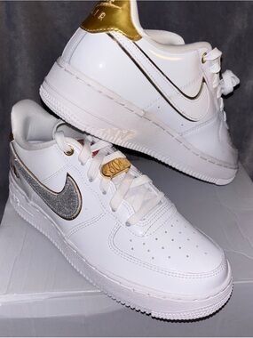 Nike Air Force 1 PRM NOLA GS DZ5292-100 White Silver Gold Size 6 New in Box